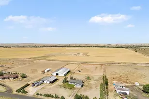 1277 S Indianfield St, Bennett, CO 80102 - Photo 45