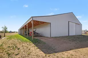 1277 S Indianfield St, Bennett, CO 80102 - Photo 39