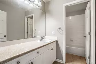 24872 E Irish Dr, Aurora, CO 80016 - Photo 23