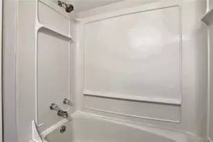 10187 E Peakview Ave, Englewood, CO 80111 - Photo 19