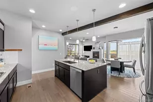 8803 E 55th Ave, Denver, CO 80238 - Photo 17