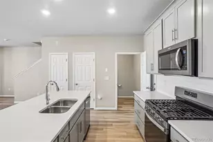 22160 E 8th Ave, Aurora, CO 80018 - Photo 11