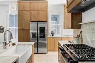 2563 N Emerson St, Denver, CO 80205 - Photo 9