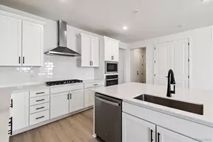 711 Lawson Dr, Elizabeth, CO 80107 - Photo 9