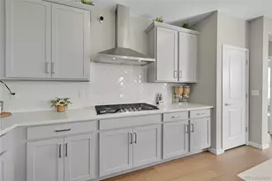 23642 E 40th Ave, Aurora, CO 80019 - Photo 5