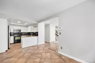 2238 S Nile Ct, Aurora, CO 80014 - Photo 5