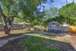 195 Perry St, Denver, CO 80219 - Photo 23