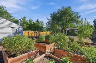 195 Perry St, Denver, CO 80219 - Photo 25