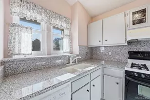 449 W Jamison Cir, Littleton, CO 80120 - Photo 5