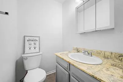 11822 E Canal Drive, Aurora, CO 80011 - Photo 15