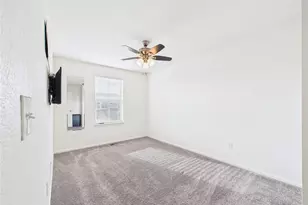 10541 Racine Way, Commerce City, CO 80022 - Photo 31