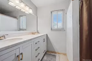 945 Garnet St, Broomfield, CO 80020 - Photo 9