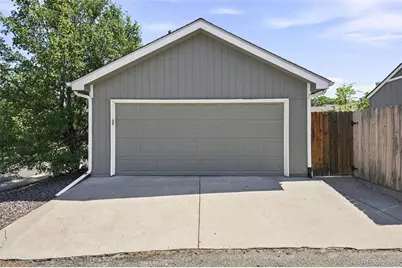 2995 Olive Street, Denver, CO 80207 - Photo 41