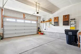 192 N Patsburg St, Aurora, CO 80018 - Photo 29