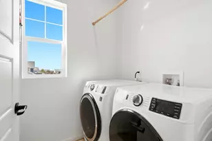 192 N Patsburg St, Aurora, CO 80018 - Photo 19