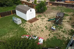 19258 E Kansas Dr, Aurora, CO 80017 - Photo 21