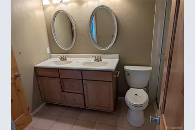 12093 E Hoye Drive, Aurora, CO 80012 - Photo 7