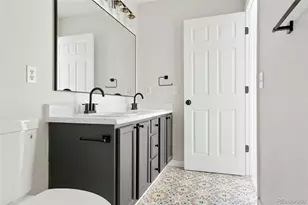 17111 E Louisiana Dr, Aurora, CO 80017 - Photo 19