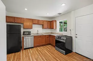 931 Tucson St, Aurora, CO 80011 - Photo 9