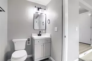 2388 Geneva St, Aurora, CO 80010 - Photo 21