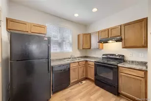 10556 E 29th Dr, Denver, CO 80238 - Photo 7