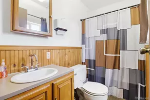 1705 Clark St, Aurora, CO 80011 - Photo 21