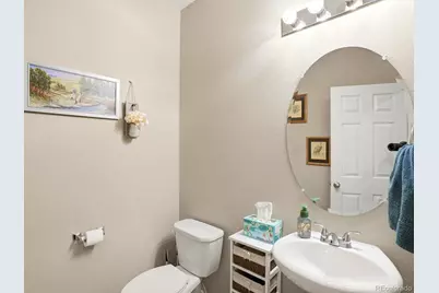 10261 E Telluride Court, Commerce City, CO 80022 - Photo 9