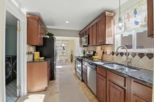 2870 Ivanhoe St, Denver, CO 80207 - Photo 5