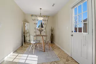2870 Ivanhoe St, Denver, CO 80207 - Photo 9