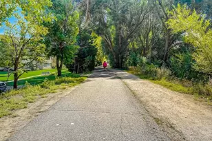 605 S Alton Way, Denver, CO 80247 - Photo 45