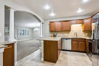 605 S Alton Way #8D, Denver, CO 80247 - Photo 5