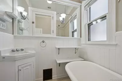 1676 Adams Street, Denver, CO 80206 - Photo 27