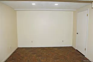 2734 S Heather Gardens Way, Aurora, CO 80014 - Photo 19