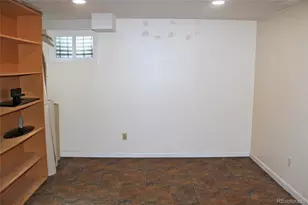 2734 S Heather Gardens Way, Aurora, CO 80014 - Photo 23