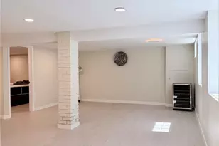 557 S University Blvd, Denver, CO 80209 - Photo 17