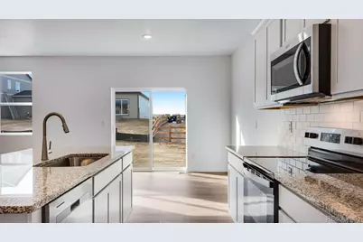 9934 Danube Court, Commerce City, CO 80022 - Photo 11