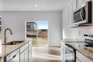 9934 Danube Ct, Commerce City, CO 80022 - Photo 11
