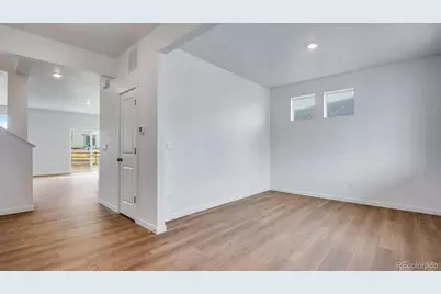 9934 Danube Court, Commerce City, CO 80022 - Photo 5
