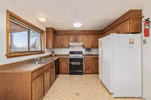 11731 Ash St, Thornton, CO 80233 - Photo 9