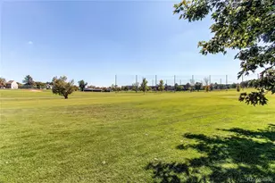 2152 S Victor St, Aurora, CO 80014 - Photo 27