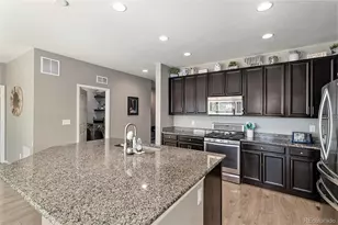 19170 E Pacific Pl, Aurora, CO 80013 - Photo 9