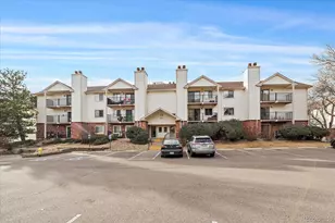 471 S Kalispell Way, Aurora, CO 80017 - Photo 1