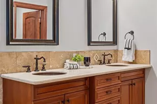 1026 S Cook St, Denver, CO 80209 - Photo 23