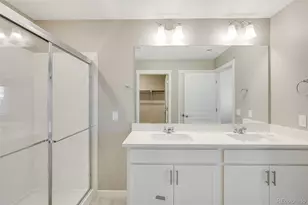 9895 Ceylon Ct, Commerce City, CO 80022 - Photo 13