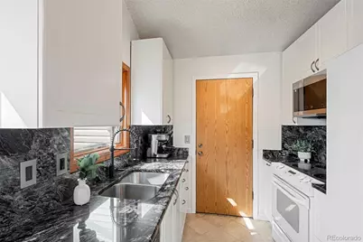17591 E Temple Drive, Aurora, CO 80015 - Photo 11