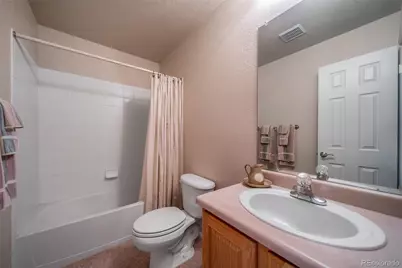 20568 E Lake Place, Aurora, CO 80016 - Photo 31