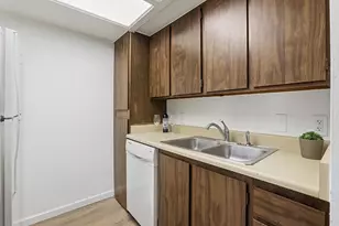 4671 S Decatur St, Englewood, CO 80110 - Photo 11