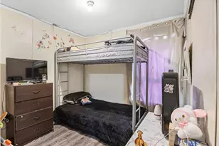 1666 Eisenhower Way, Aurora, CO 80011 - Photo 3