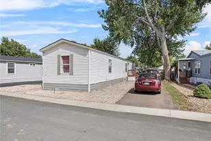 1666 Eisenhower Way, Aurora, CO 80011 - Photo 21