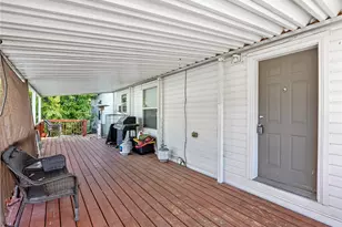 1666 Eisenhower Way, Aurora, CO 80011 - Photo 15